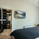 Luxury Lara With Heated Pool, Hot-tub And Sauna - Six Bedroom With Pool 别墅 *