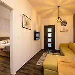 别墅 Luxury Lara With Heated Pool, Hot-tub And Sauna - Six Bedroom With Pool *