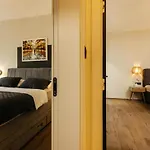 别墅 Luxury Lara With Heated Pool, Hot-tub And Sauna - Six Bedroom With Pool Zmijavci