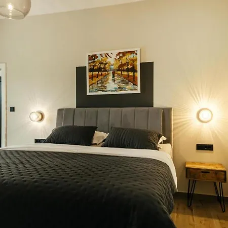 Luxury Lara With Heated Pool, Hot-tub And Sauna - Six Bedroom With Pool Villa *